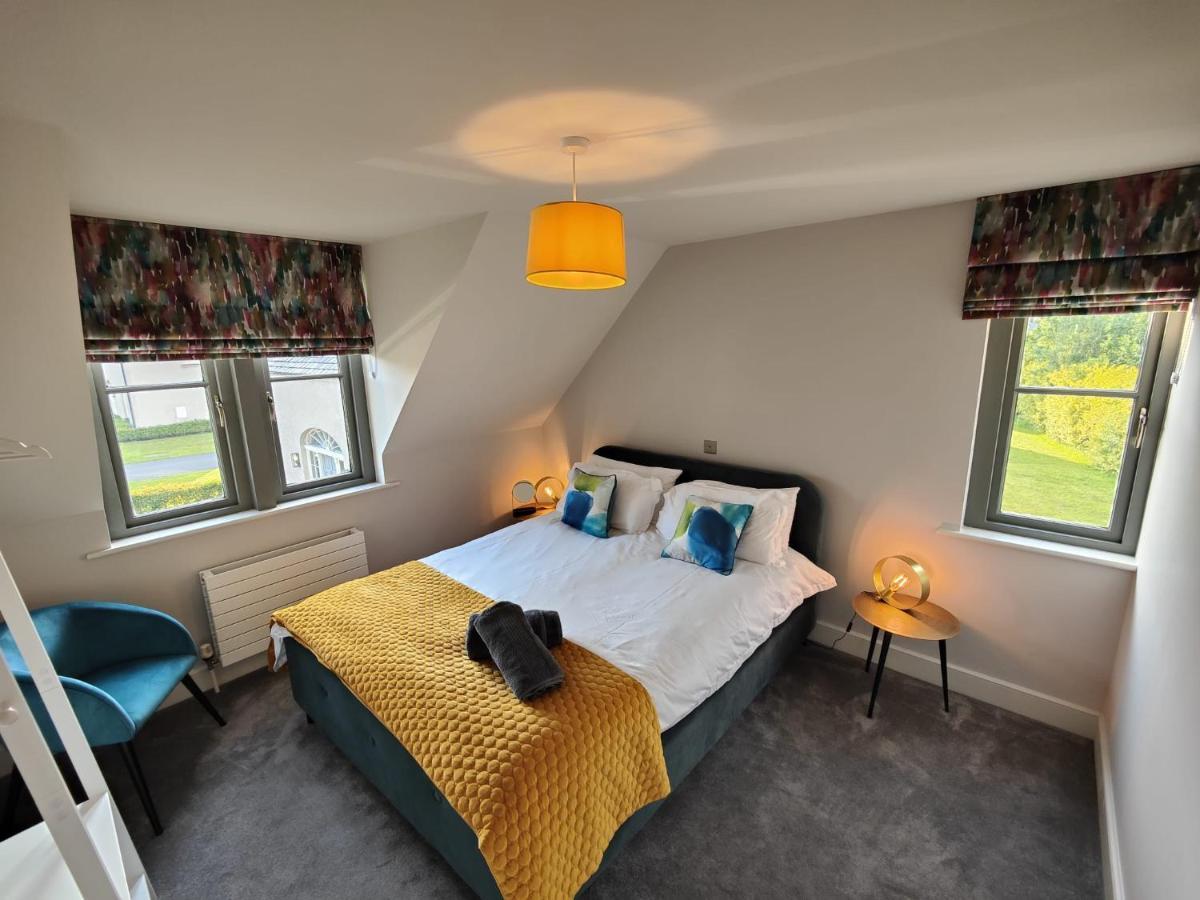 Chic Classy & Cosy At Lough Erne Golf Village And Resort Ballycassidy Экстерьер фото
